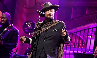 Video: D'Angelo Makes His Debut Performance on 'SNL'