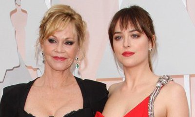 Dakota Johnson Mad at Her Mother Melanie Griffith on Oscars Red Carpet