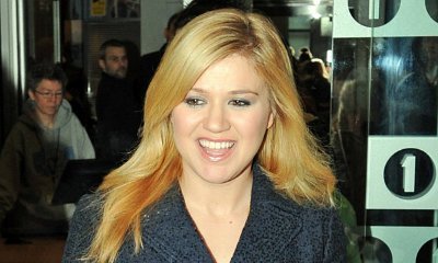 Kelly Clarkson's New Song 'Let Your Tears Fall' Released