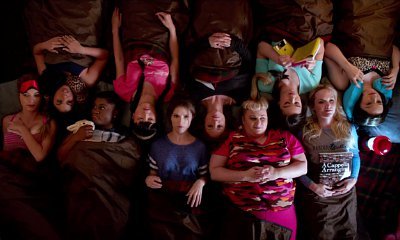 Rebel Wilson Flashes Audience in New 'Pitch Perfect 2' Trailer