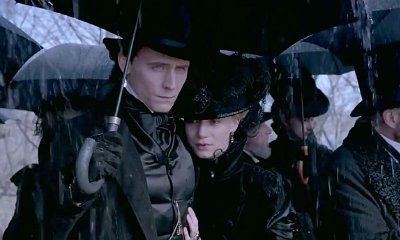 Tom Hiddleston Takes Mia Wasikowska to the Haunted Mansion in 'Crimson Peak' Trailer