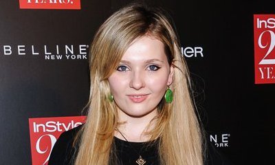 Abigail Breslin Announces Debut Album 'The World Now'