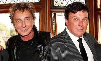 Barry Manilow Marries Longtime Manager Garry Kief
