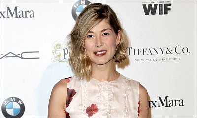 Rosamund Pike to Star in Adaptation of Best-Selling Autism Memoir 'The Spark'