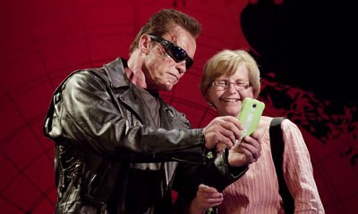 Arnold Schwarzenegger Pranks Fans as Terminator Wax Statue