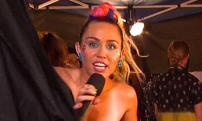 MTV VMAs 2015: Miley Cyrus Flashes Bare Breast During Live TV