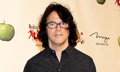 'Iron Chef' Kerry Simon Died After Battle With Brain Disease