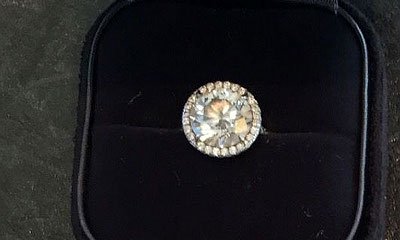Pamela Anderson Auctioning Off Massive Engagement Ring From Ex Rick Salomon