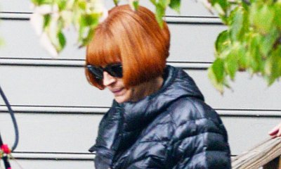 Julia Roberts Channels Anna Wintour on 'Mother's Day' Set