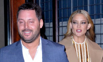 Kate Hudson Cozying Up to Agent Michael Kives Amid Nick Jonas Dating Rumors