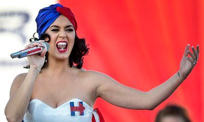 Video: Katy Perry Performs at Hillary Clinton Rally in Iowa