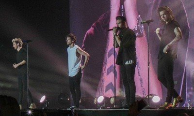 One Direction Debuts 'End of the Day'