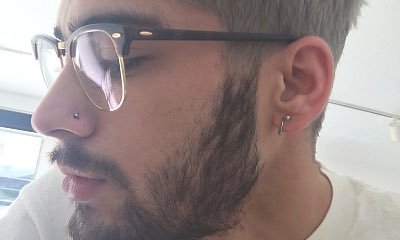 Are They Sharing Stuff? Zayn Malik Rumored Wearing Gigi Hadid's Specs in Latest Selfie