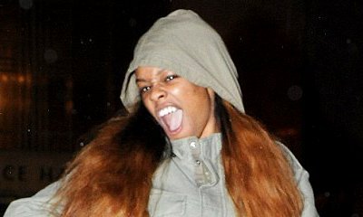 No Remorse: See Azealia Banks' Bizarre Pose in Front of Court After Getting Arrested
