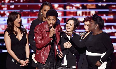 It's Not Kanye West! Stranger Crashes 'The Talk' Acceptance Speech at People's Choice Awards
