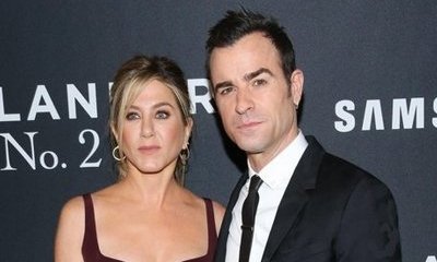 Jennifer Aniston and Justin Theroux Spend Valentine's Day at Eiffel Tower