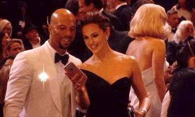 Jennifer Garner Spotted Taking Selfie With Common During Oscars Commercial Break