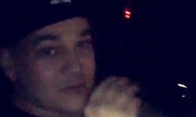 Clean Shaven! Rob Kardashian Reveals Beardless Face in Blac Chyna's Snapchat