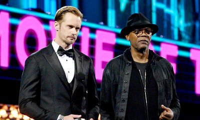Alexander Skarsgard Strips Down to White Panties at  MTV Movie Awards
