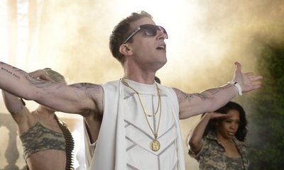 Andy Samberg Debuts 'Finest Girl (Bin Laden Song)' Music Video on 'SNL'