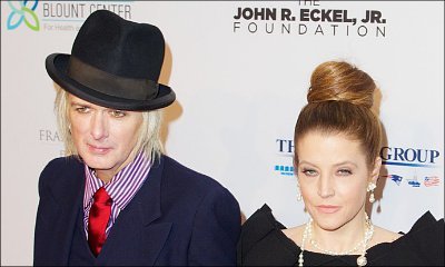 Lisa Marie Presley Splits From Michael Lockwood After 10 Years of Marriage