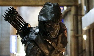 'Arrow' Season 5 Shows First Look at Villainous Prometheus