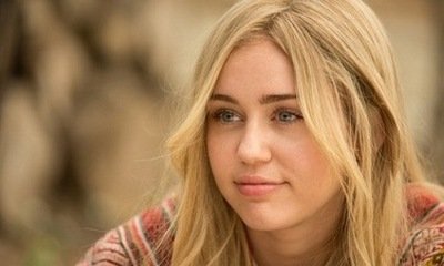 First Look at Miley Cyrus as Hippie in Woody Allen's 'Crisis in Six Scenes'