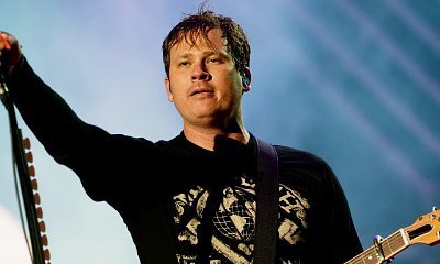 Tom DeLonge's Leaked Emails to Hillary Clinton's Adviser Reveal How Obsessed He Is About UFOs