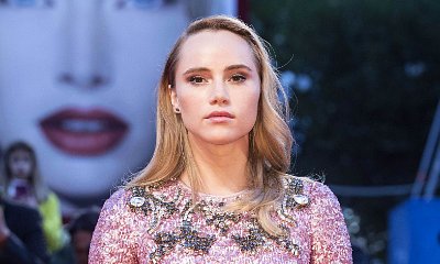 Suki Waterhouse Flaunts Nipples as She Steps Out Braless