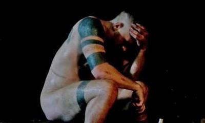 Tom Hardy Goes Fully Nude in 'Taboo' New Trailer