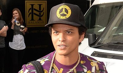 Bruno Mars Added to 2017 Grammy Award Performer Lineup