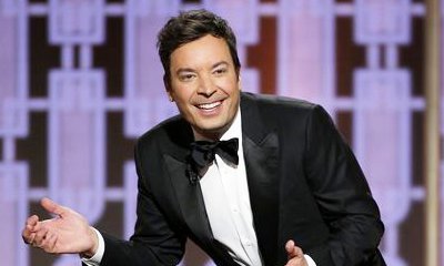 Golden Globes 2017: Jimmy Fallon Pokes Fun at Mariah Carey After Teleprompter Fails
