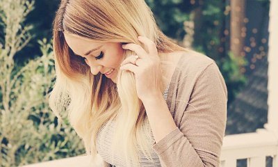 Lauren Conrad Flaunts the 'Cutest Baby Bump Ever' in First Pregnancy Pic