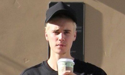 Justin Bieber Appears to Pee His Pants During Outing - And He's Proud of It