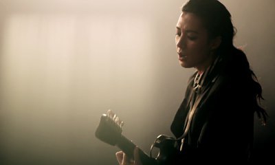 Michelle Branch Confesses She's a 'Hopeless Romantic' in New Music Video