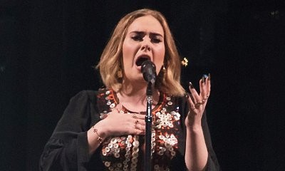Watch Adele Impersonate Beyonce at Melbourne Concert
