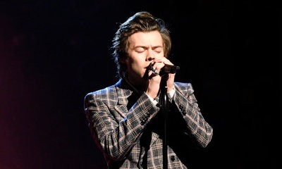 Harry Styles Performs 'Sign of the Times' and Debuts 'Ever Since New York' on 'SNL'