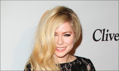 Avril Lavigne Is NOT Dead and Replaced by a Clone, New Album Is on the Way