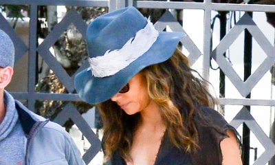 Halle Berry Spotted on a Lunch Date With Mystyery Man in L.A.
