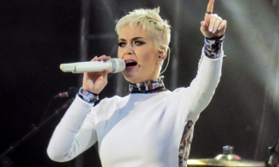 Katy Perry Boards a Private Jet, Looking Ready for Bedtime?!