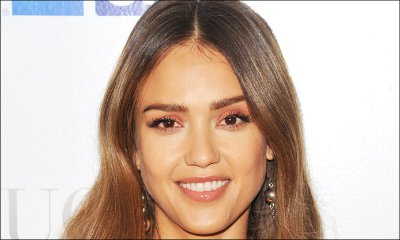 Summer Chic! Jessica Alba Sizzles in Tiny Bikini During Hawaiian Vacation
