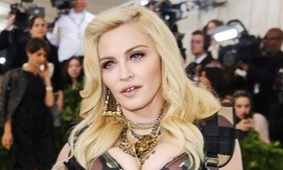 Madonna Dumped by Tupac Shakur Because of Her Skin Color