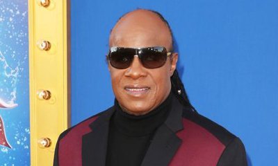Stevie Wonder Marries Tomeeka Robyn Bracy in a 'Very Lavish' Ceremony