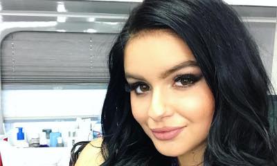 Ariel Winter Shows Some Serious Boob Bouncing in Insane Twerking Video