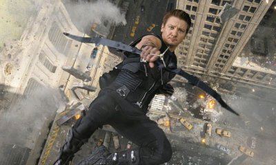 Jeremy Renner Teases Hawkeye's New Look in 'Avengers: Infinity War'