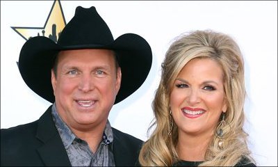 Trisha Yearwood Dresses Up as Husband Garth Brooks Ahead of Halloween