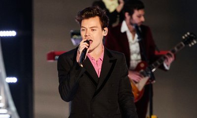 Harry Styles Performs at Victoria's Secret Fashion Show Alongside Three Ex-Girlfriends