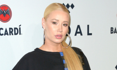 Watch Iggy Azalea Get Spanked by Dancers During Las Vegas Performance