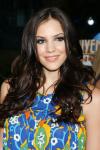 Meet Katharine McPhee, the New Face of Neutrogena