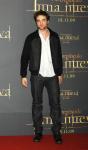 Robert Pattinson Felt Terrible for Asking Female Fan to Strip for Him